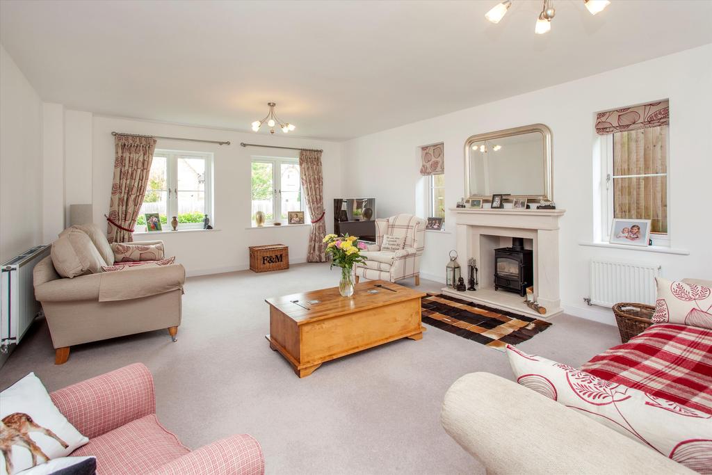 Horizon Close, Brasted, Westerham, TN16 5 bed detached house £1,275,000
