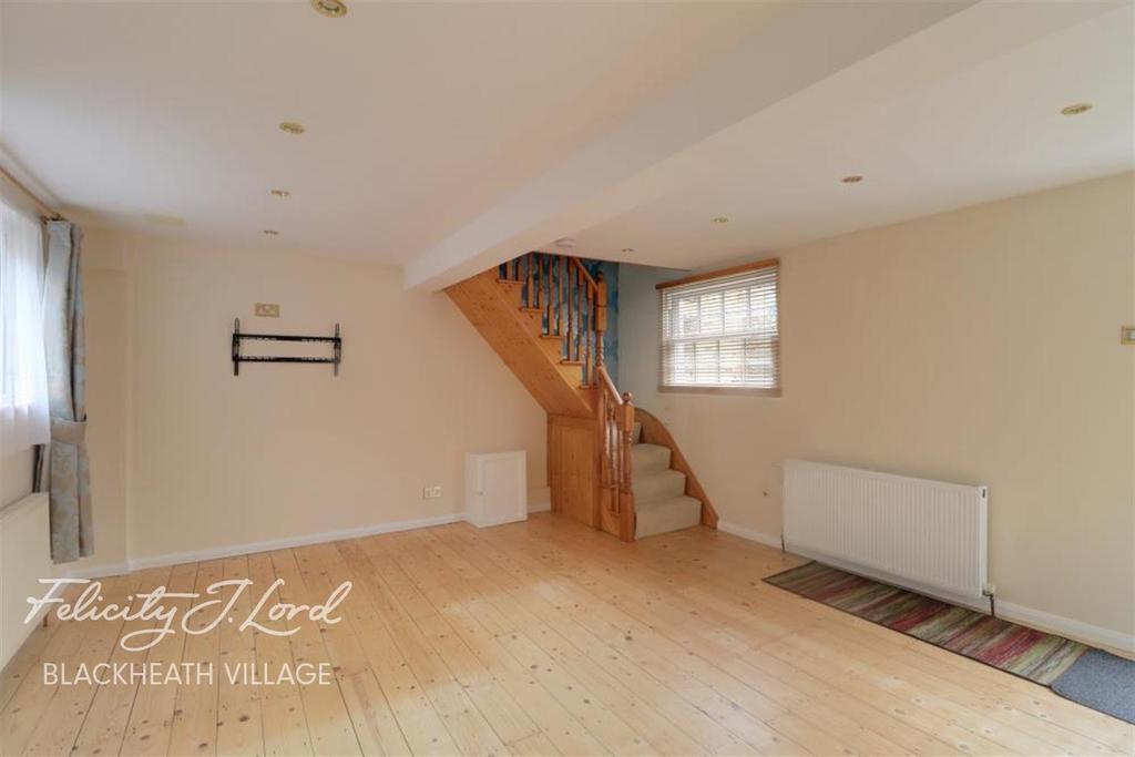 Theodore Road, SE13 2 bed cottage £1,400 pcm (£323 pw)