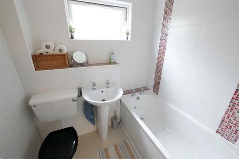 53 Chesterton Close, Ipswich, IP2 9UG