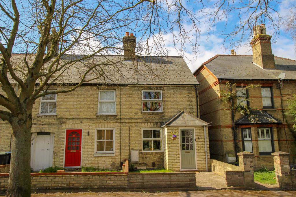 The Causeway, Burwell 2 bed end of terrace house £279,000
