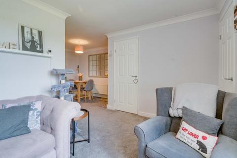 32 Gayton Close, Doncaster, DN4 9SB
