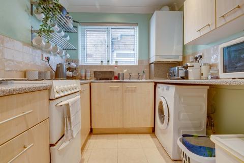 32 Gayton Close, Doncaster, DN4 9SB