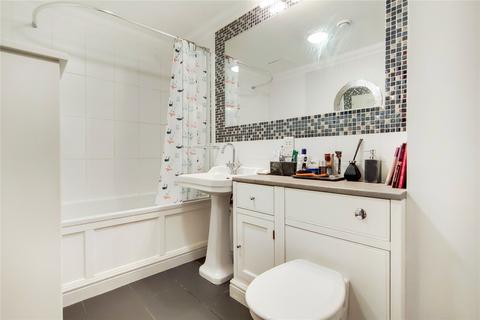 2 bedroom flat for sale, Vincent House, Vincent Square, London, SW1P
