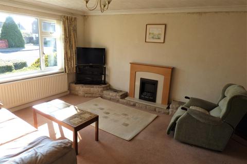 19 Greenhayes, Broadstone, BH18 8LZ