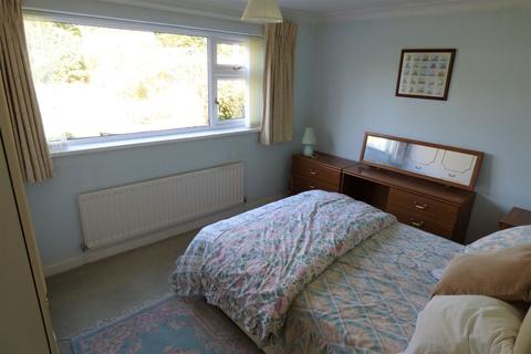 19 Greenhayes, Broadstone, BH18 8LZ