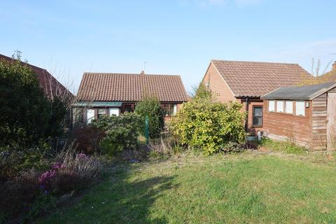 6 Caxton Close, Beeston Regis, Sheringham, NR26 8SU