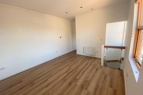 2 bedroom flat to rent - Bairstow Street Preston PR1 3TN