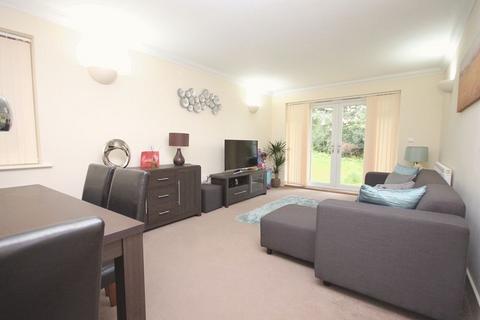 undefined, Hillview, Caterham