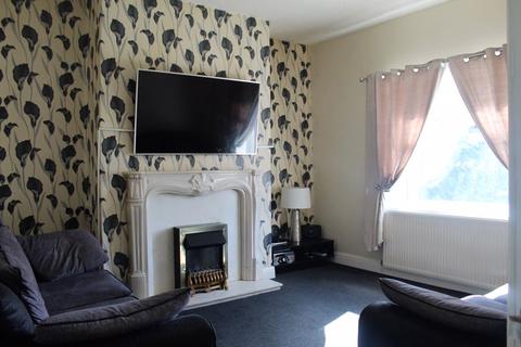 12 The Oval, Bradford, BD8 0AU