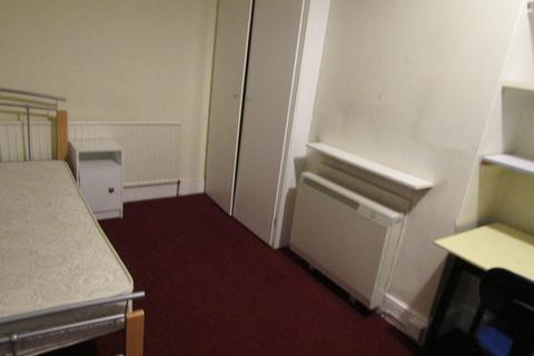 undefined, Avenue Road, Southampton
