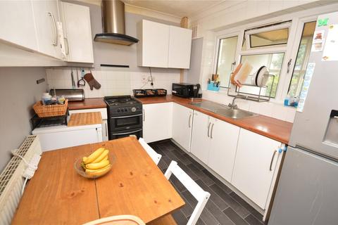 65 Waincliffe Place, Leeds, LS11 8HT