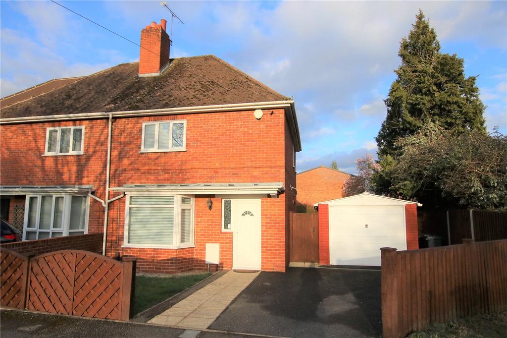 Basingstoke Road, Reading, RG2 2 bed semidetached house £350,000