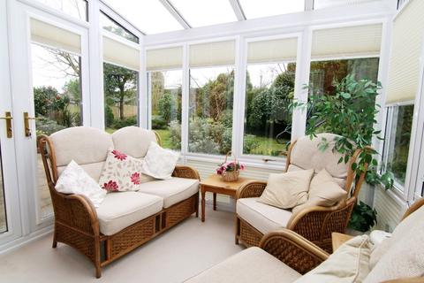 46 Appleton Road, Upton, Chester, CH2 1JJ