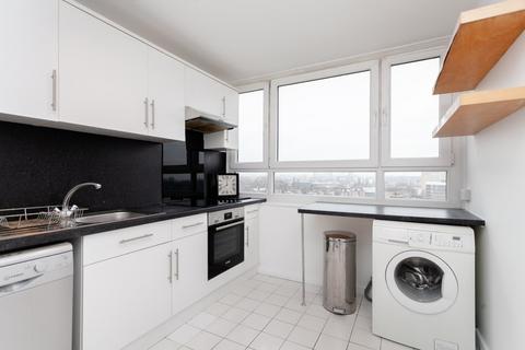 2 bedroom apartment to rent, Roman Road, London, E2