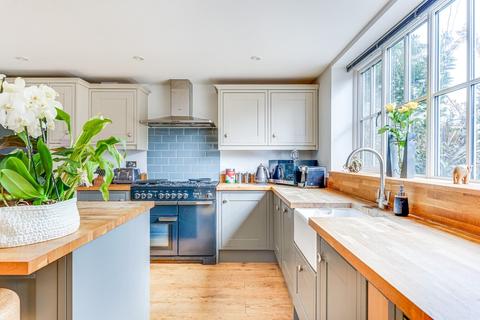 Nutwood House Nutwood Gardens, Cheshunt, Waltham Cross, EN7 6UP