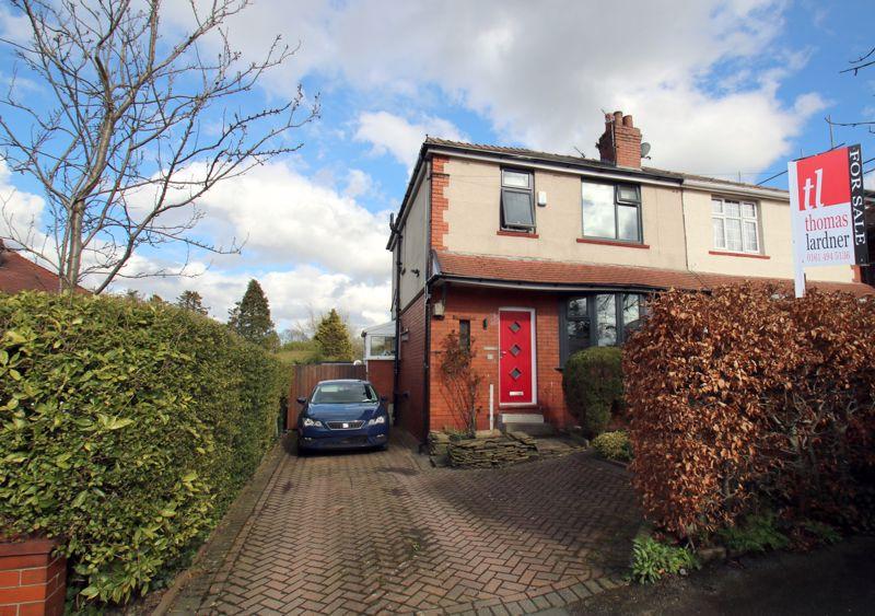 Pennine Road, Woodley. 3 bed semidetached house £300,000