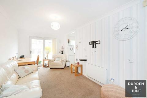12 Abigail Court, Ongar, CM5 0AZ