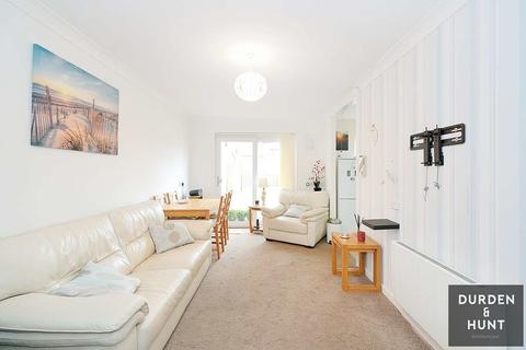 12 Abigail Court, Ongar, CM5 0AZ
