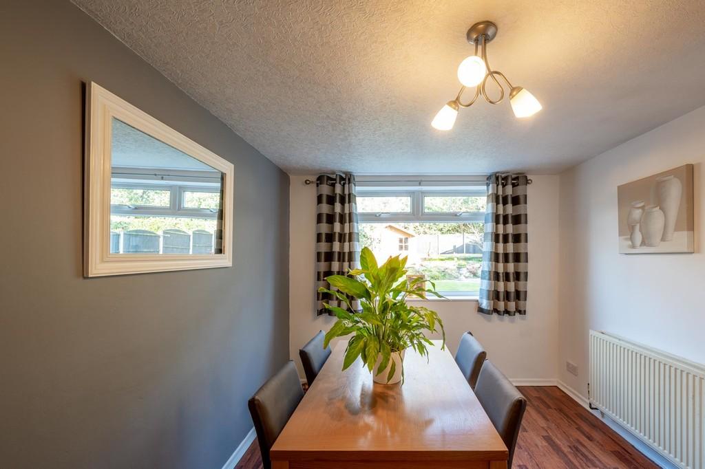 Beacon View, Rubery, Birmingham 3 bed semidetached house £275,000