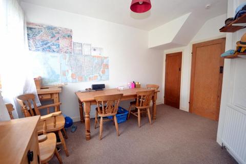13 Conway Avenue, Clitheroe, BB7 2QG