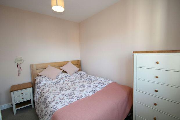 Bedroom 2 Aspect 2