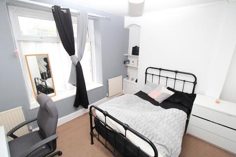 4 bedroom terraced house to rent - Laura Street, Treforest, Pontypridd