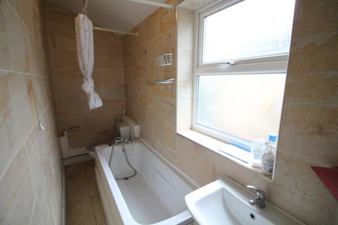 121 Carson Road, London, E16 4BG