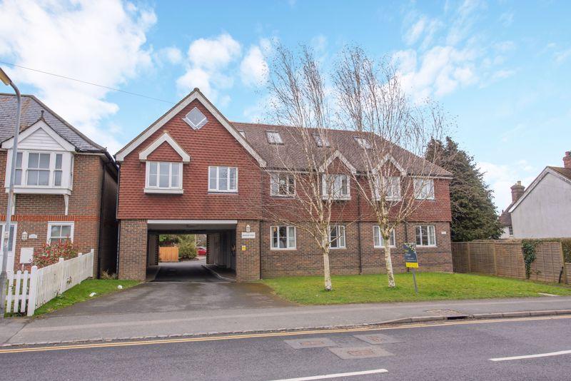 Marlow Court, Whitehill Road... 1 bed flat £169,950