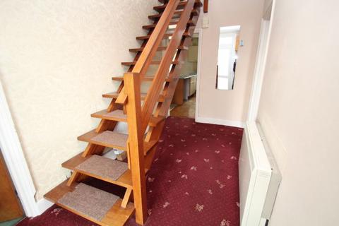 39 Station Road, Purton, Swindon, SN5 4EL