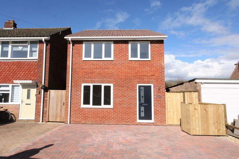 Astor Close, Brockworth, Gloucester 3 bed detached house £299,950