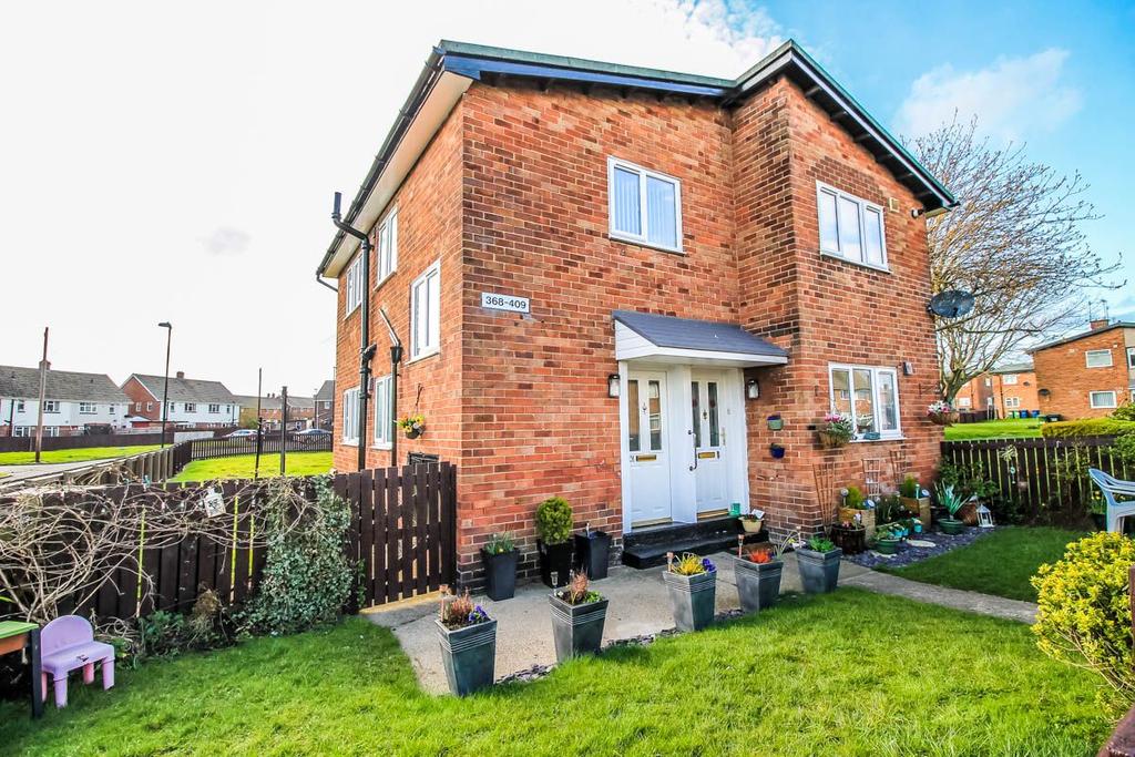 Coach Road Estate, Usworth, Washington, NE37 1 bed flat £60,000
