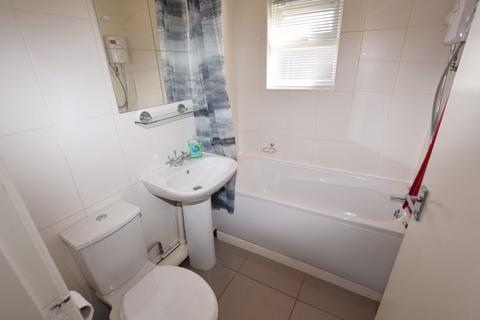 2 bedroom terraced house to rent, Darlington Street, Tyldesley