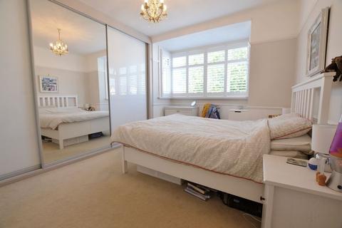 67 Fenton Road, Southbourne, Bournemouth, BH6 5BU