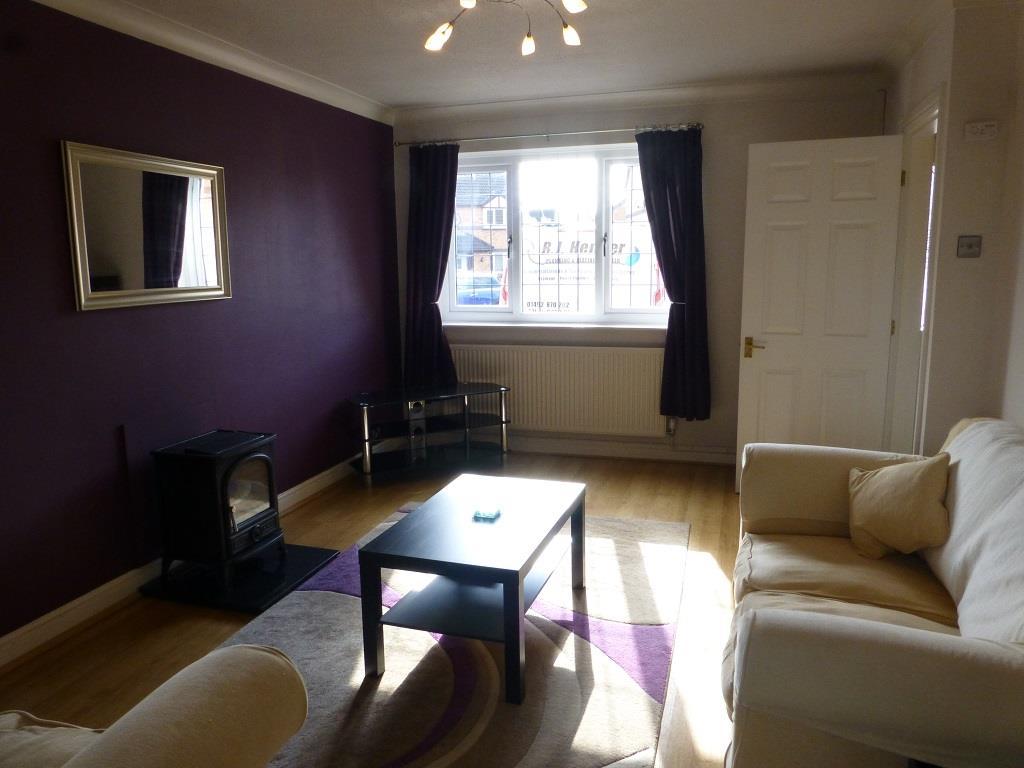 Burton Rise, Gresford, Wrexham 2 bed terraced house £795 pcm (£183 pw)
