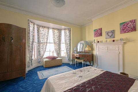 32 Burton Road, Hornsea, HU18 1QY