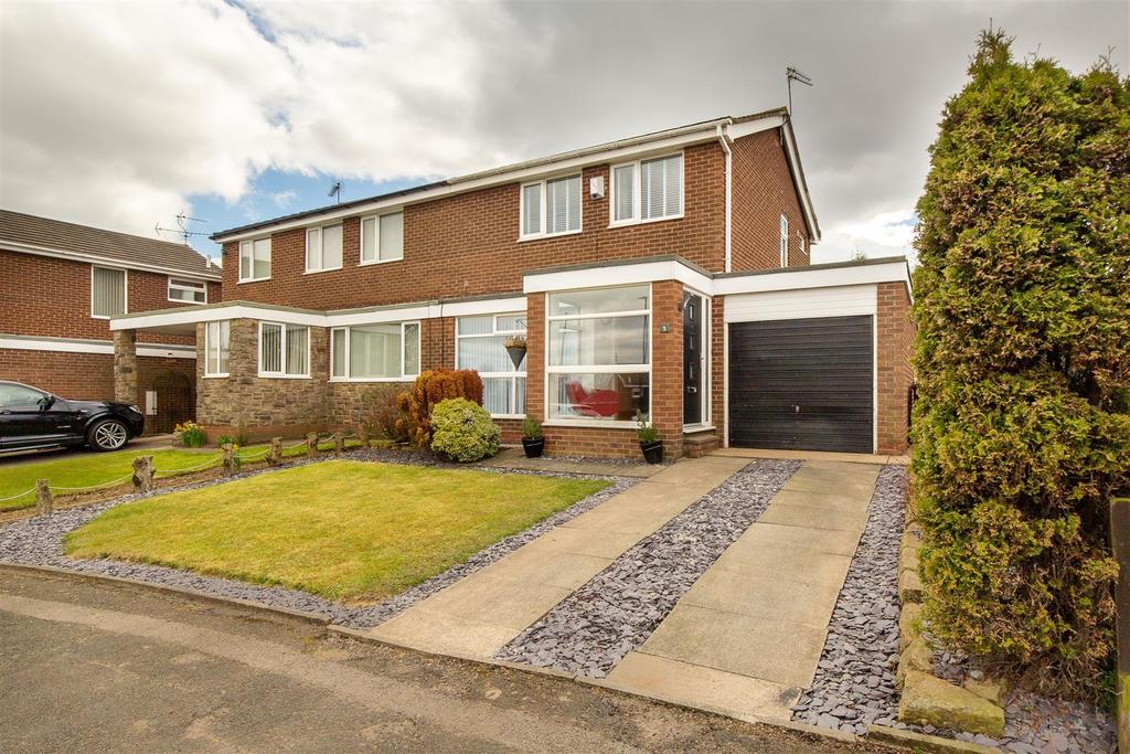 Lydford Court, Kingston Park, Newcastle Upon Tyne 3 bed semidetached