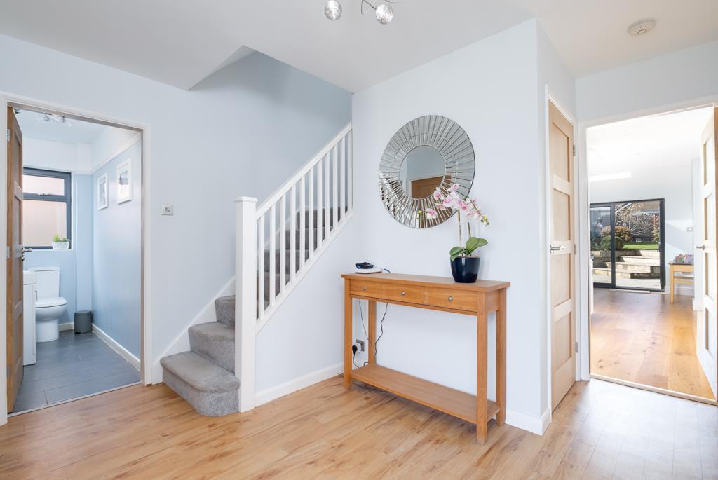 Wentworth Drive, Lichfield 5 bed detached house £800,000