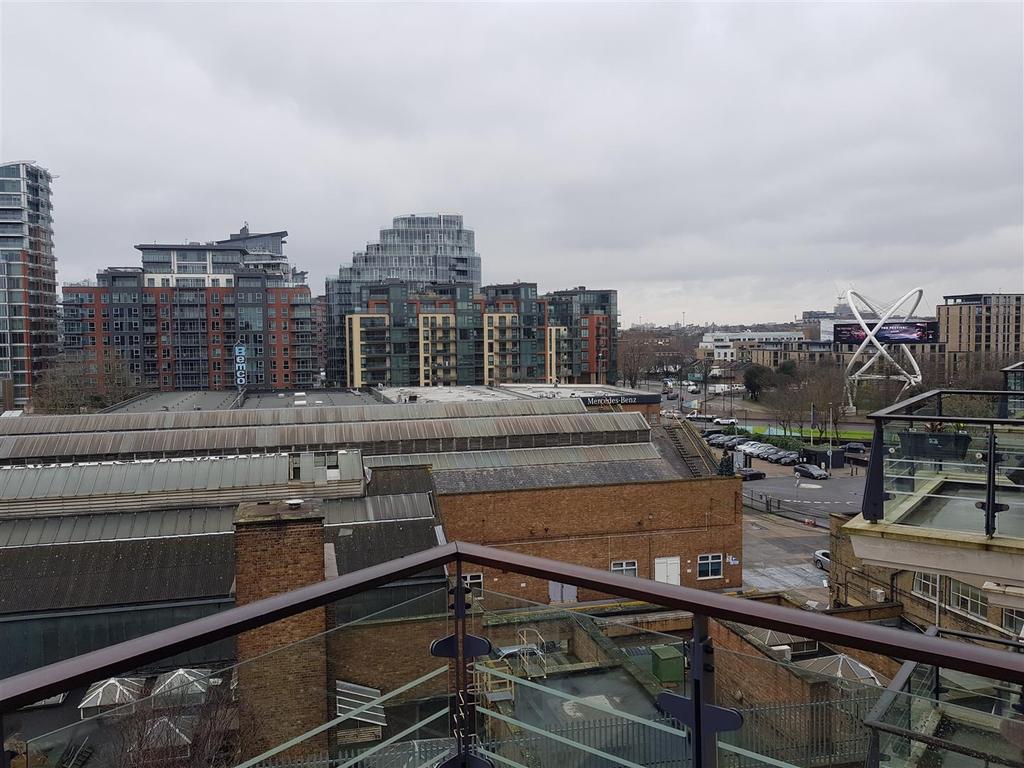 525 Smugglers Way Balcony 2.jpg