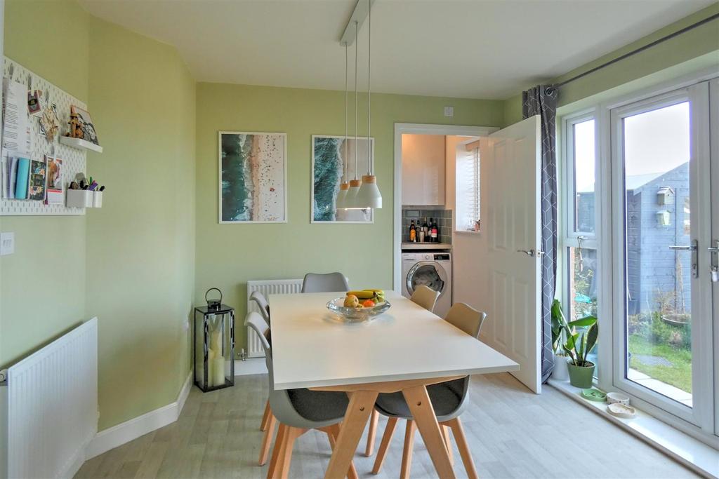 Kitchen diner
