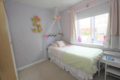 18 Chesterfield Drive, Marton In Cleveland, Middlesbrough, TS8 9ZE