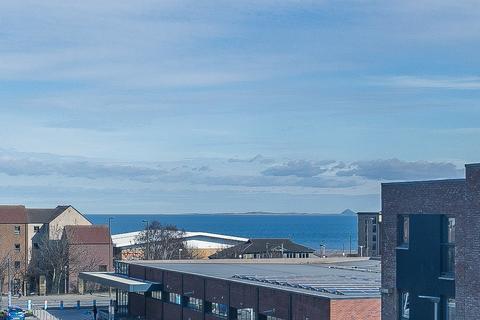 2 Cullet Walk, Edinburgh, EH15 1AD