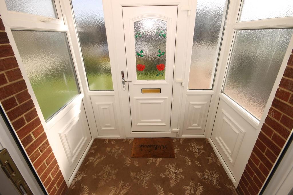 Elizabeth Way, Seaton Carew, Hartlepool 3 bed semidetached house £