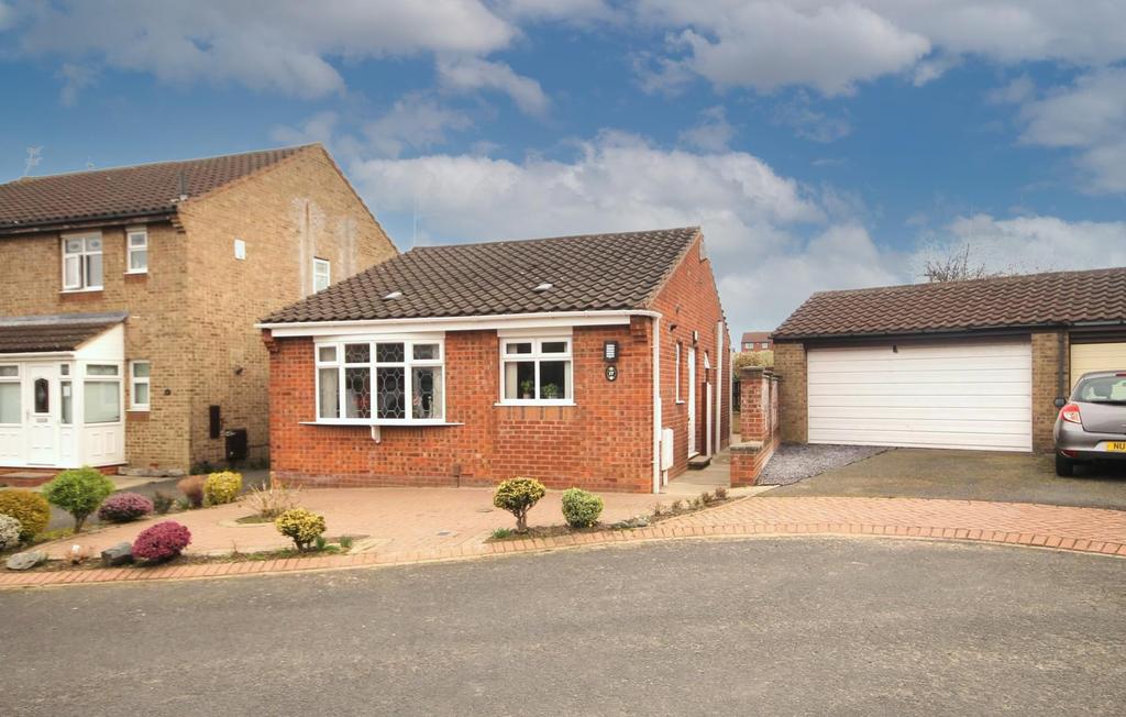 Padstow Close, Hartlepool 2 bed semidetached bungalow £135,000