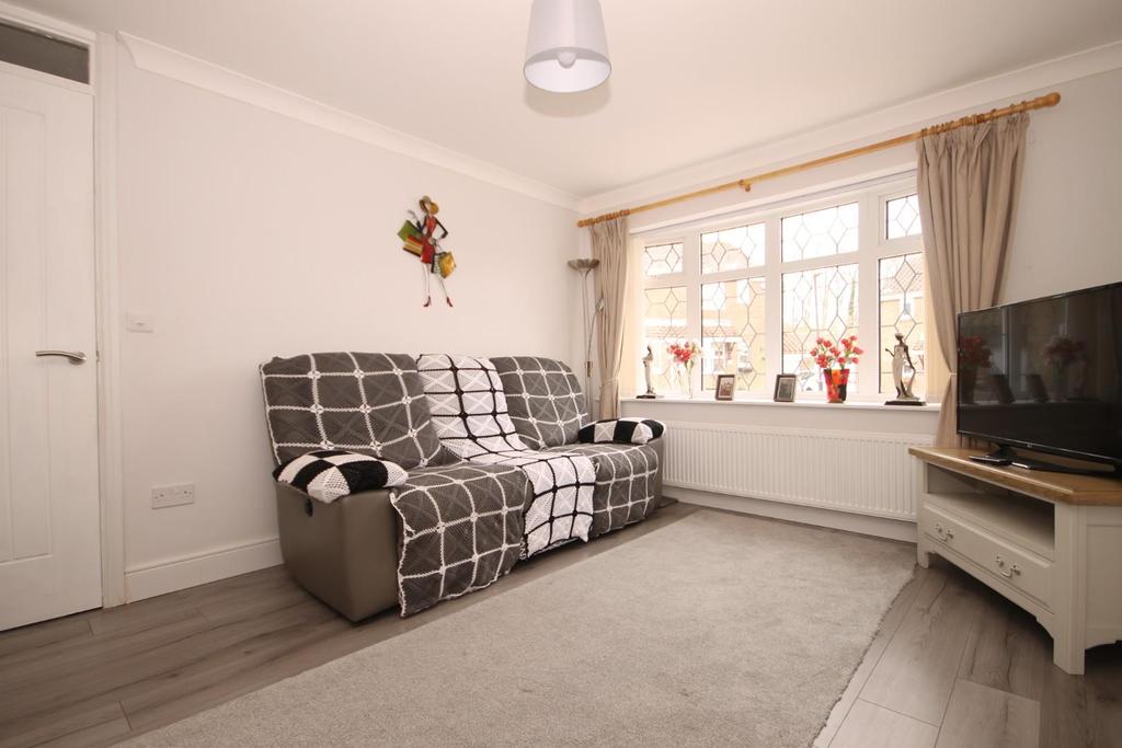 Padstow Close, Hartlepool 2 bed semidetached bungalow £135,000