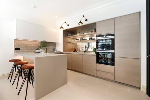 3 bedroom terraced house to rent, Deans Mews, Marylebone, London, W1G