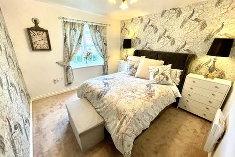 16 Georges Drive, Grange Park, Northampton, NN4 5DU