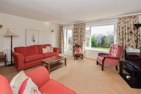 22 Highfield, Callow End, Worcester, WR2 4TP