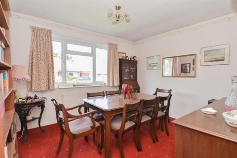 22 Highfield, Callow End, Worcester, WR2 4TP
