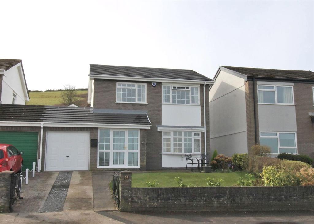 Gowerton Road, Penclawdd, Swansea 3 bed detached house £289,950