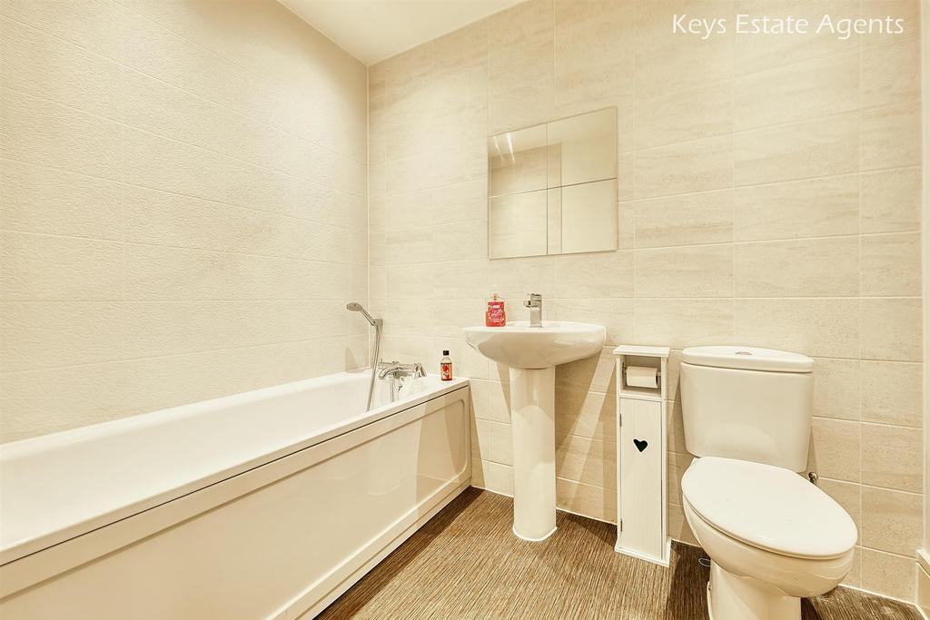 Family bathroom